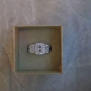 Sterling silver cz ring
